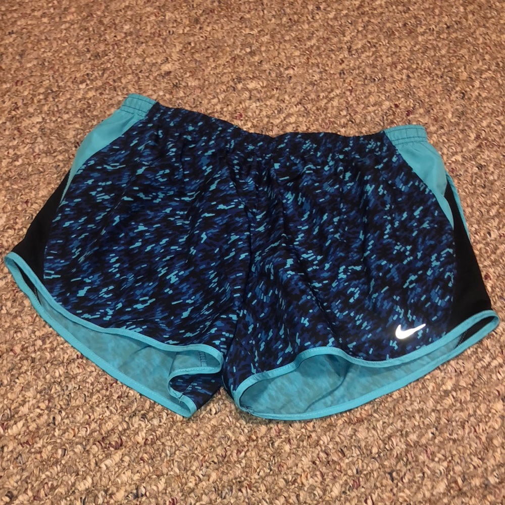 Nike Dri-Fit Size Large